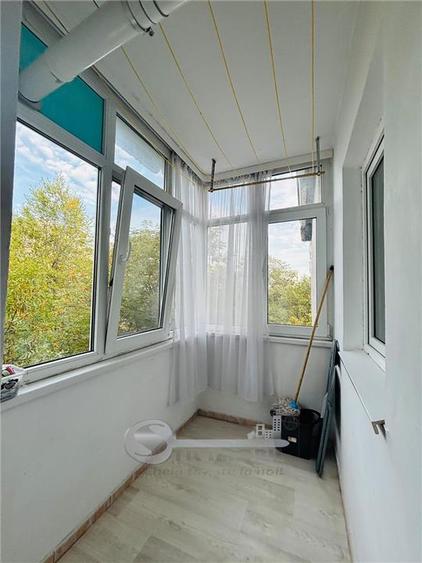 Apartament cu 2 camere decomandat în Nicolina