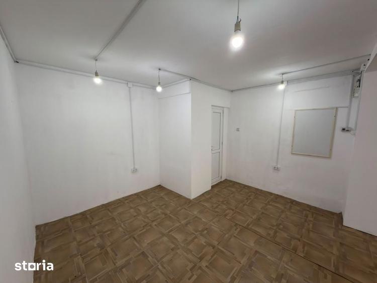 Spațiu comercial, de 50 mp, în 1 Mai