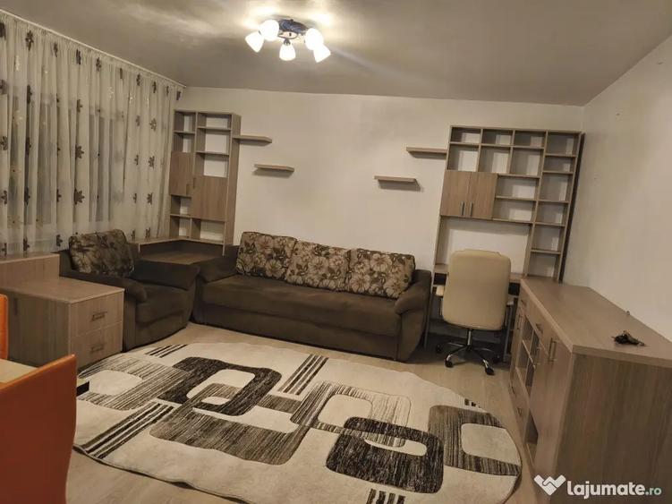 Apartament cu 2 camere semidecomandat în Vitan