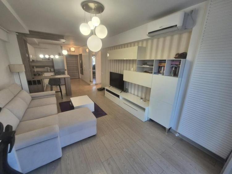 Apartament cu 2 camere în 13 Septembrie