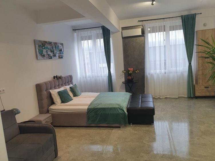 Spațiu comercial, de 51 mp, în Central