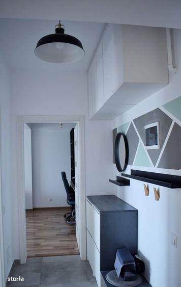 Apartament cu 2 camere decomandat, mobilat în Metalurgiei