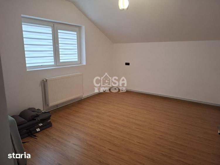 Casă cu 4 camere cu Teren 452 Mp în Aninoasa