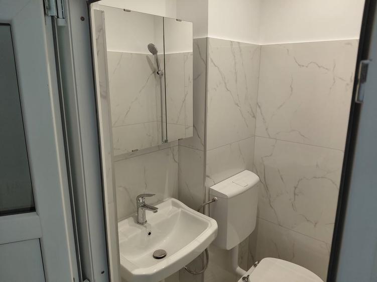 Apartament cu 2 camere semidecomandat în Pantelimon