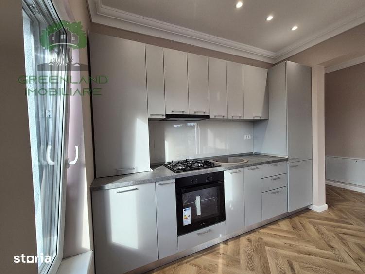 Casă cu 4 camere cu Teren 350 Mp în Ciurbești