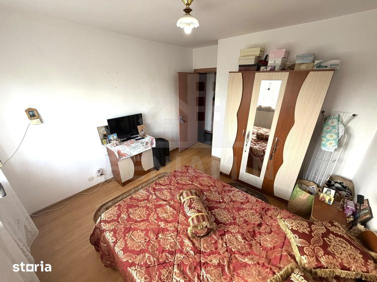Apartament cu 3 camere decomandat în Central