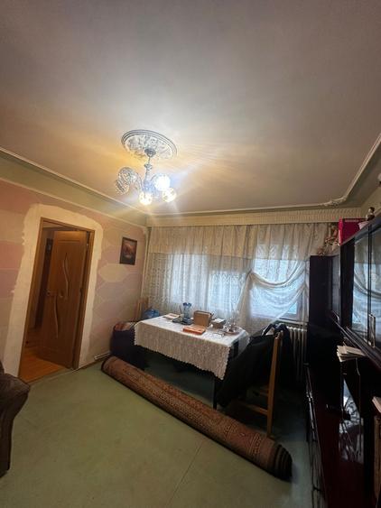 Apartament cu 2 camere nedecomandat, mobilat în Mircea cel Bătrân