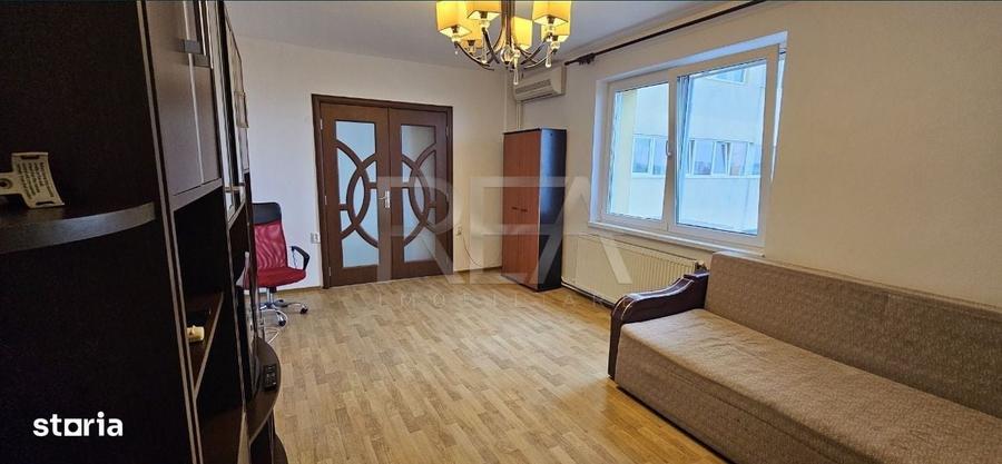 Apartament cu 4 camere în Pantelimon
