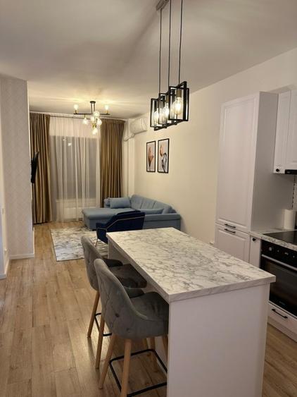Apartament cu 2 camere semidecomandat, mobilat în Mihai Bravu