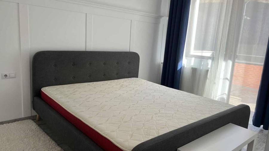 Apartament cu 2 camere semidecomandat, mobilat în Florești