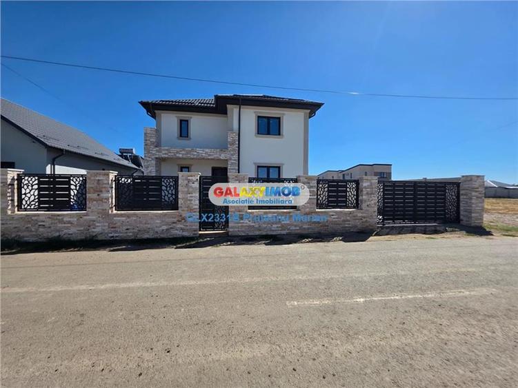 Casă cu 4 camere cu Teren 500 Mp în Domnești