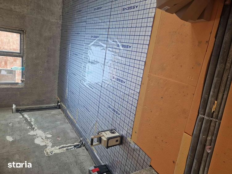 Casă cu 4 camere cu Teren 500 Mp în Central