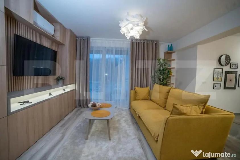 Apartament cu 3 camere semidecomandat în Nord
