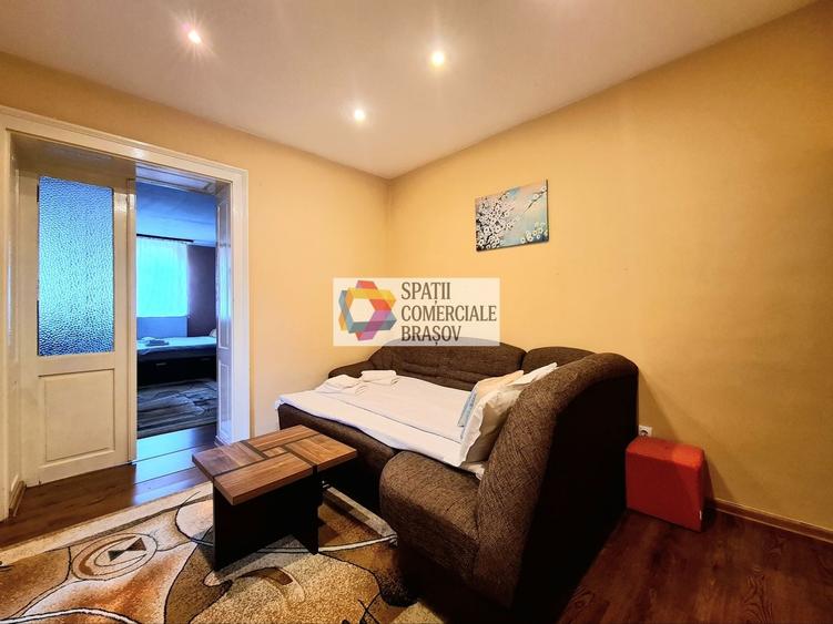 Casă individuală cu 5 camere cu Canalizare în Central