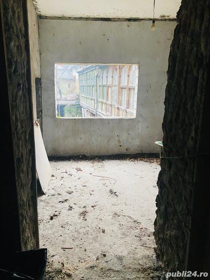 Casă cu 6 camere în Oravița