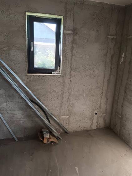 Casă individuală cu 3 camere cu Teren 1400 Mp în Tutova
