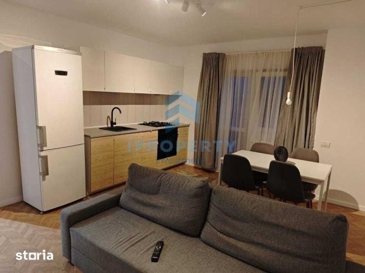 Apartament cu 3 camere în Berceni