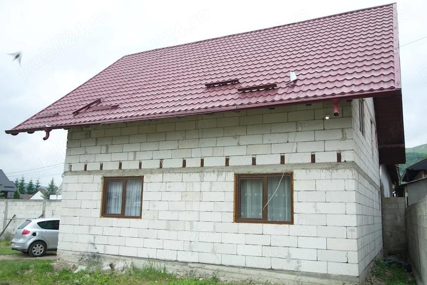 Casă cu 4 camere cu Teren 600 Mp în Central