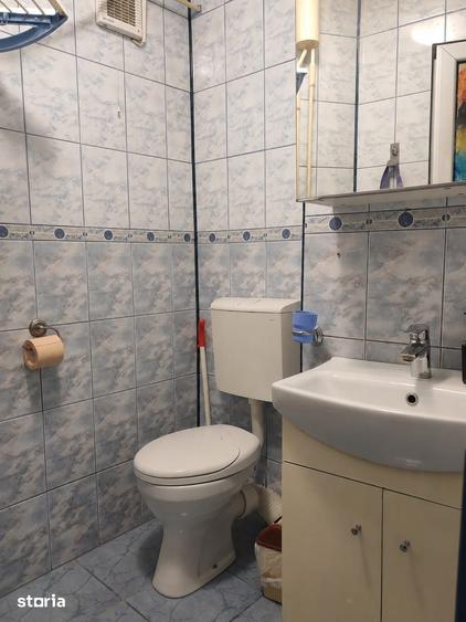 Apartament cu 3 camere decomandat în Cantacuzino