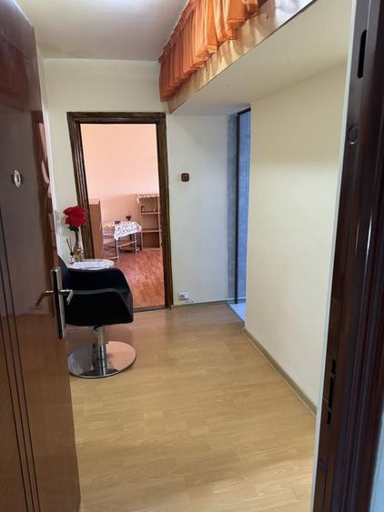 Apartament cu 2 camere decomandat în Exterior Vest