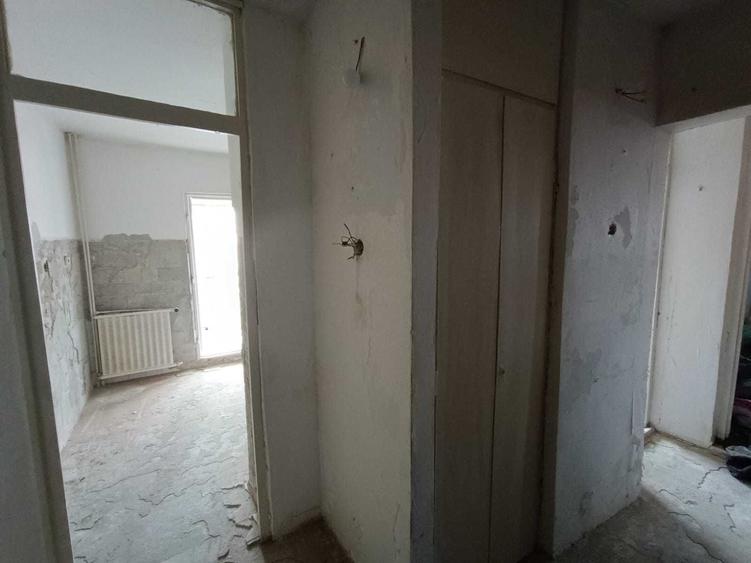 Apartament cu 2 camere decomandat în Gara