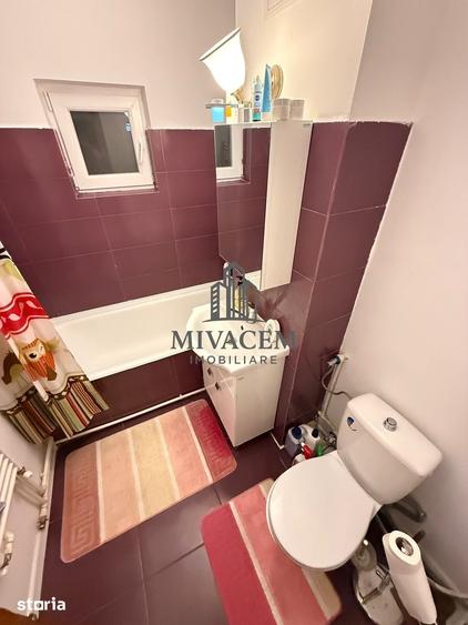 Apartament cu 2 camere decomandat în Rovine