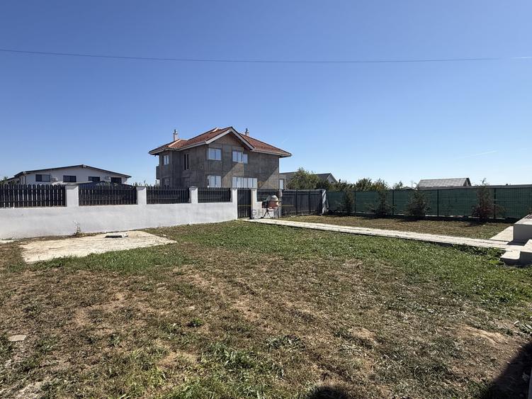Casă individuală cu 6 camere cu Teren 500 Mp în Ciorogârla