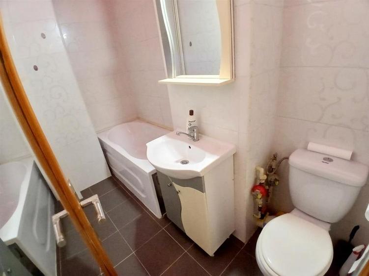 Garsonieră decomandată în Salca