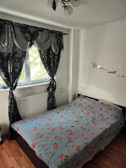 Apartament cu 2 camere semidecomandat în Berceni