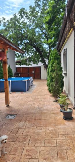 Casă cu Teren 700 Mp în Aradului