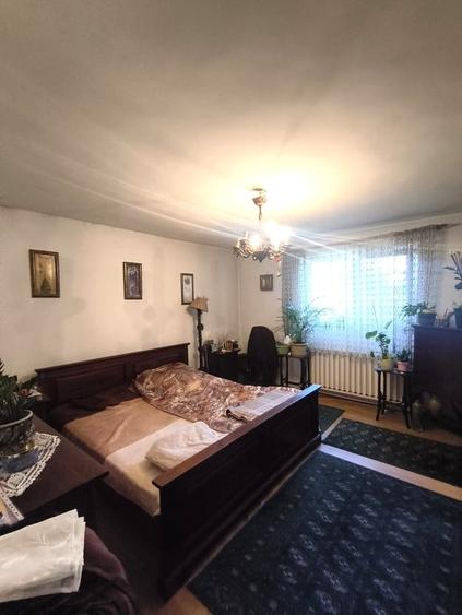 Casă cu 7 camere cu Teren 1000 Mp în Jilava