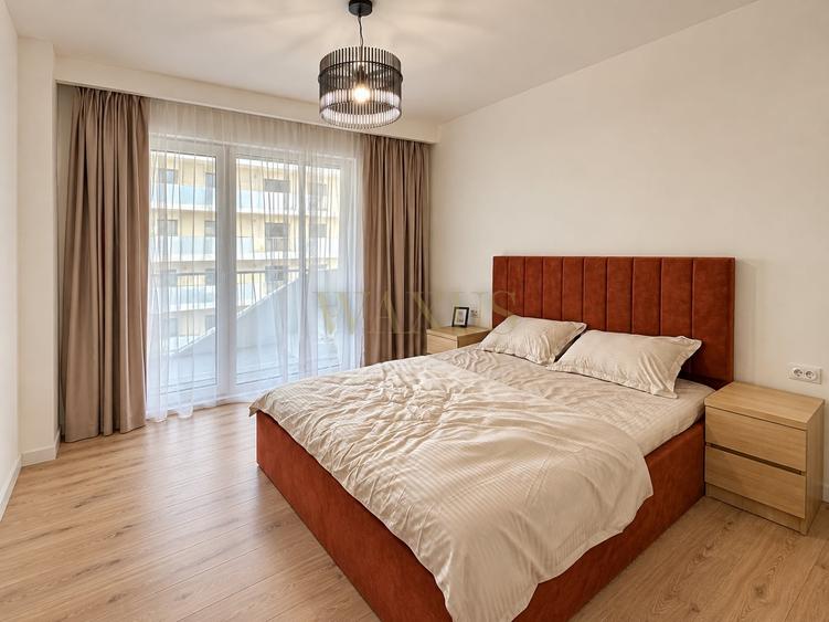 Apartament cu 3 camere semidecomandat, mobilat în Florești