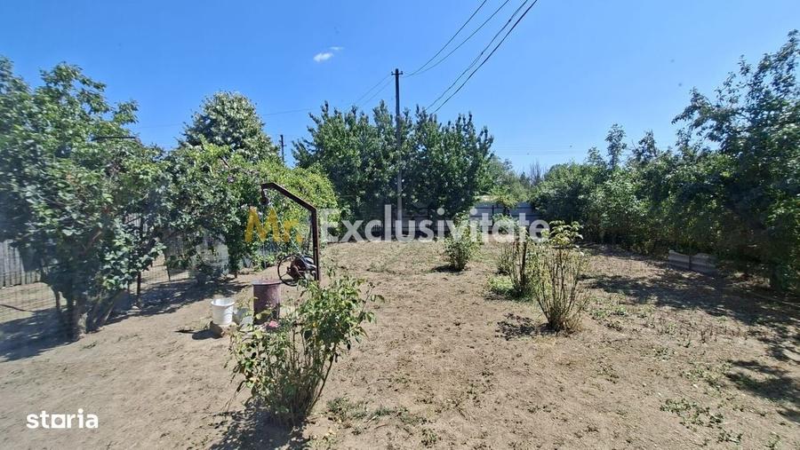 Casă cu 3 camere în Teiu