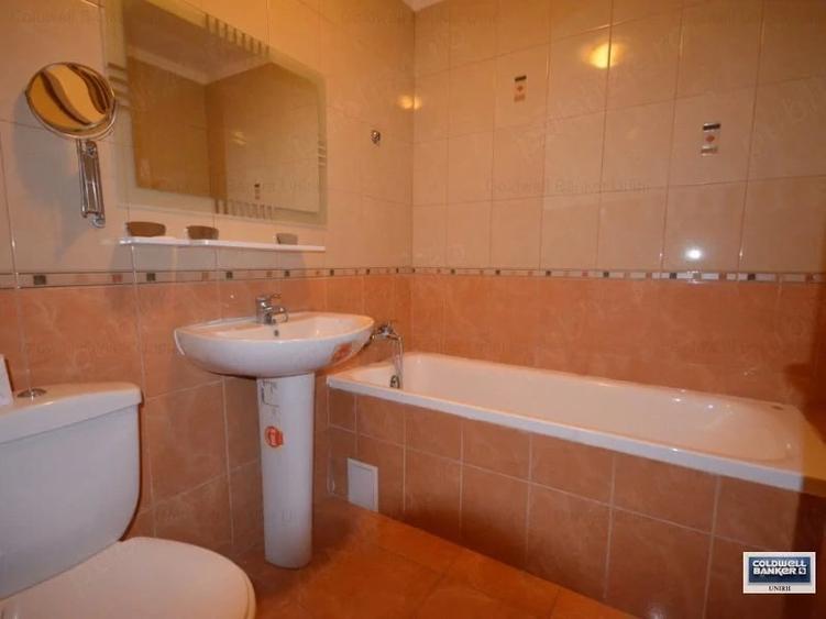 Apartament cu 2 camere decomandat în Vitan