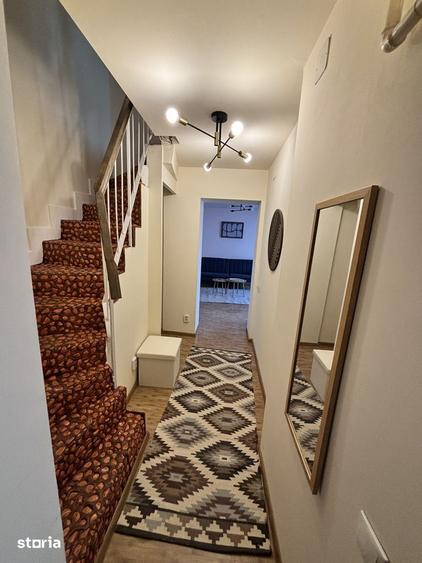 Apartament cu 4 camere decomandat în Exterior Vest