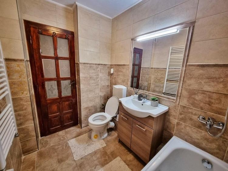 Apartament cu 2 camere decomandat în Carpați 2