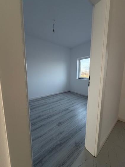 Duplex cu 4 camere cu Teren 315 Mp în Remetea Mare