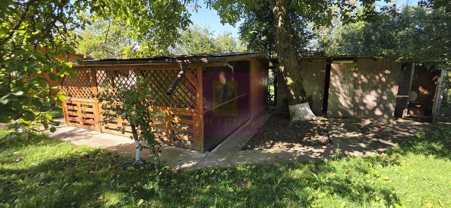 Casă individuală cu 3 camere cu Canalizare în Podul Corbului
