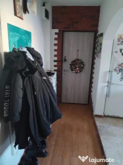 Apartament cu 2 camere decomandat în Burdujeni