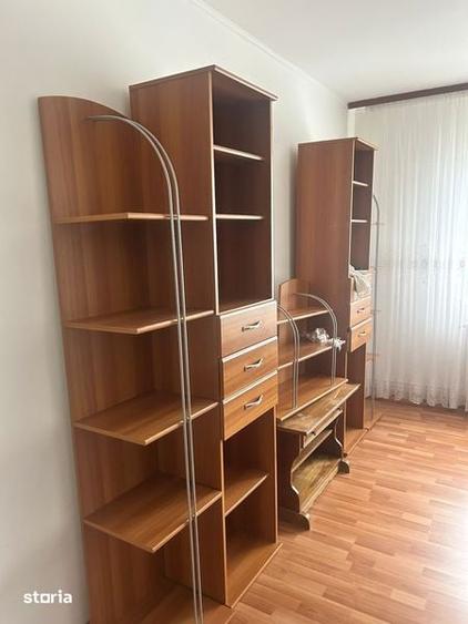 Apartament cu 3 camere decomandat în Paltiniș