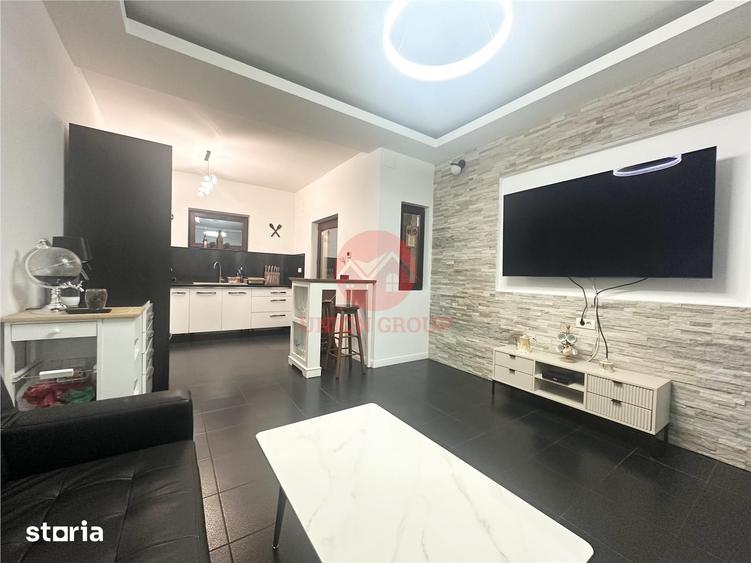 Casa P+1+M in Valu lui Traian - Spatiu si Confort Pentru Familia Ta - 3