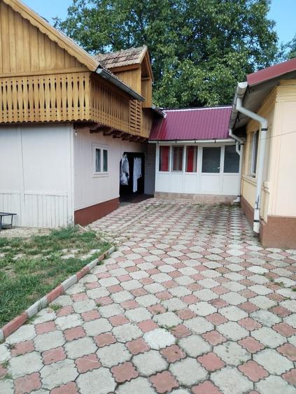 Casă cu 3 camere în Coman