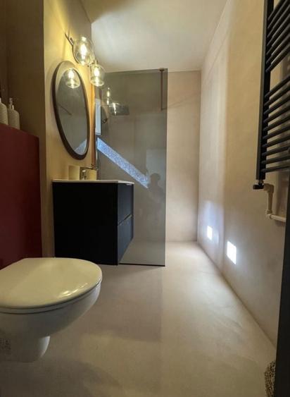 Apartament cu 2 camere semidecomandat, mobilat în Dorobanți