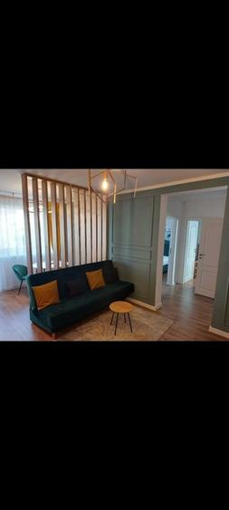 Apartament cu 2 camere decomandat în Florești