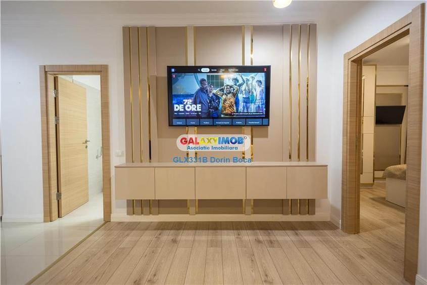 Apartament cu 3 camere semidecomandat, mobilat în Titan
