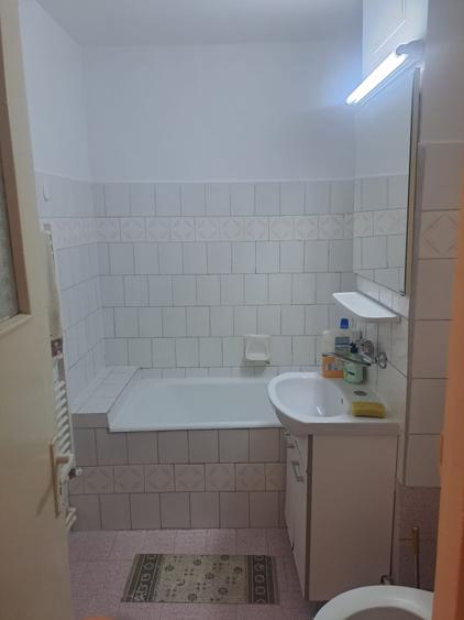 Tomis III-apartament cu 3 camere cf 1,cu centrala,  etaj 1 - 8