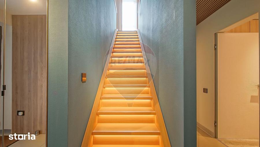 Apartament cu 3 camere în Schei