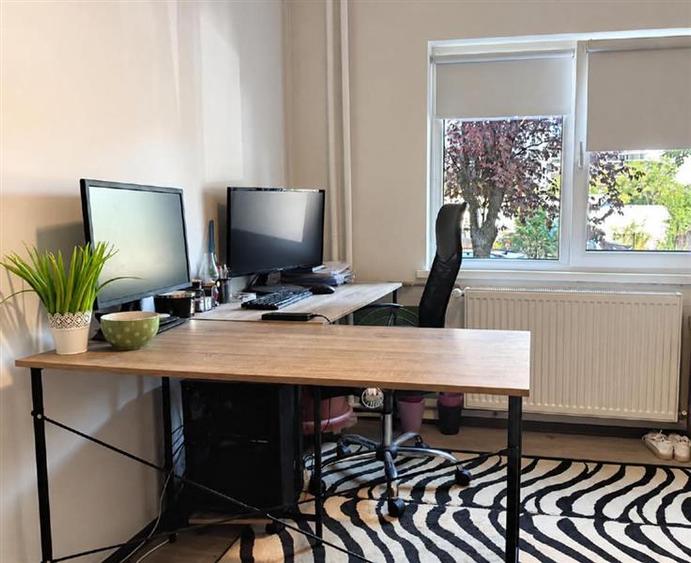 Apartament cu 3 camere nedecomandat, mobilat în Bucovina