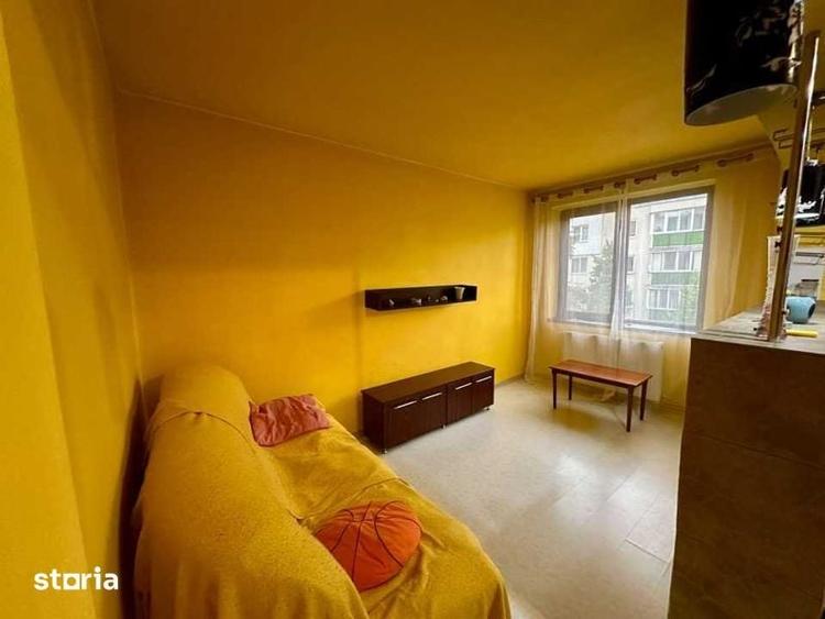 Vand apartament 3 camere, 62 mp, Aleea Plopilor, zona Decebal - 1