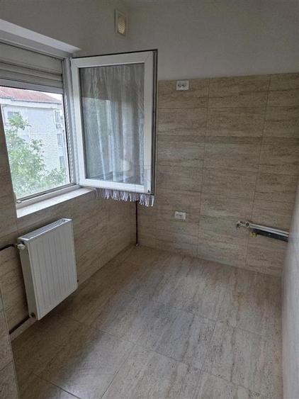 LIPOVEI - APARTAMENT 1 CAMERA - mobilat, utilat, semidecomandat - 4
